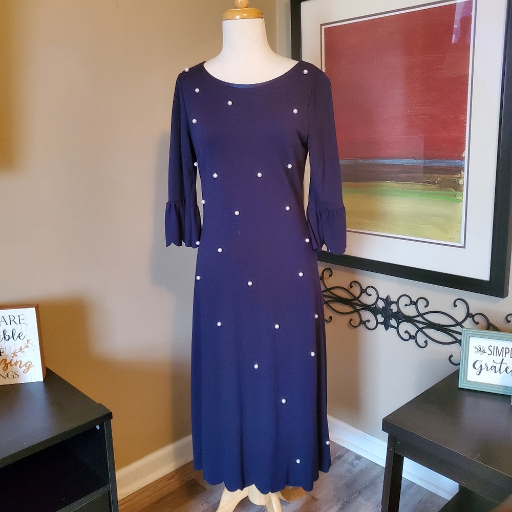 Dainty Jewells/ Navy blue pearl bead dress